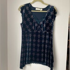 DKNY Velvety Y2K Sleeveless Top Women’s Size Medium